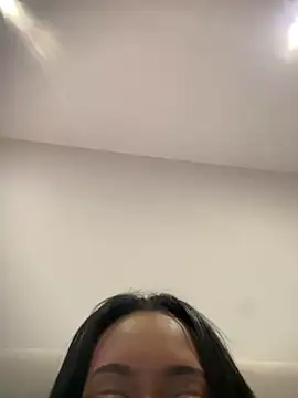 Živá chatovací místnost princesslola666