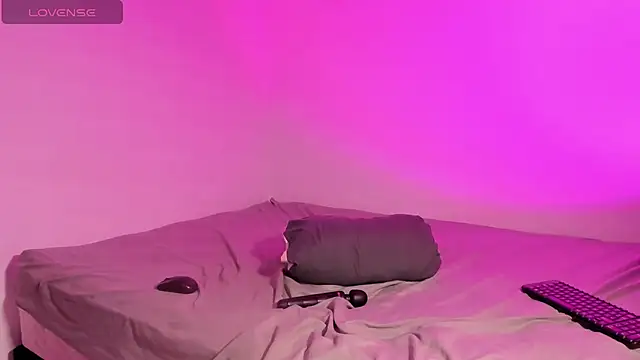 rossth1 Live chatroom