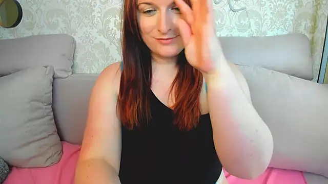 curvynova Live Chatraum