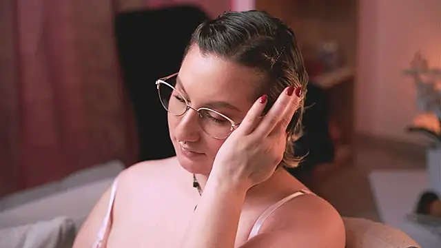 غرفة دردشة Ximenna_Cruz المباشرة