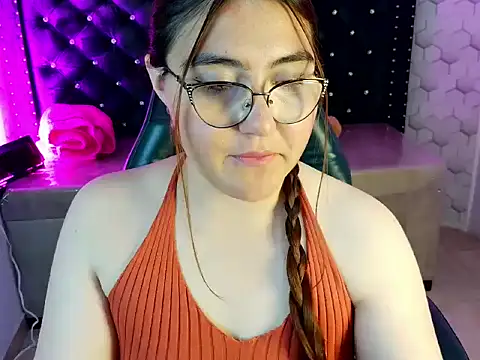 conniejames_m – live chatrum