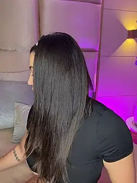 Živá chatovací místnost SaharaRush_