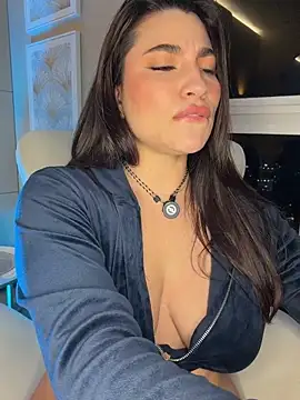 Sala de chat ao vivo de SaharaRush_