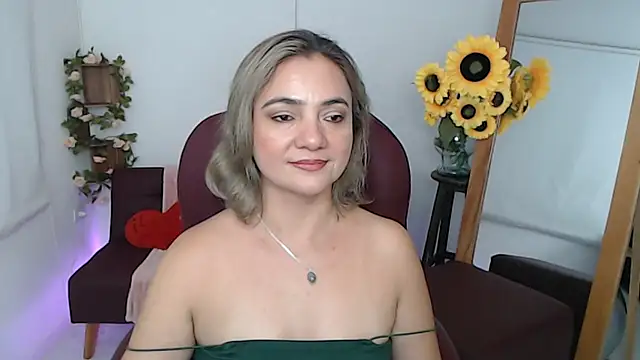 ana_milf live-chat rom