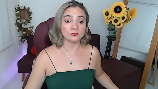 חדר צ'אט בשידור חי של ana_milf