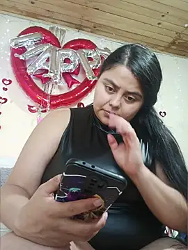 celeste_hotty লাইভ চ্যাট রুম