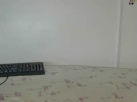 Itzel_flourish's Live Chat Room