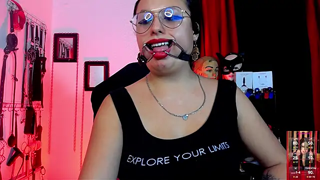 Fetishdoll_BDSM: δωμάτιο απευθείας συνομιλίας