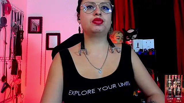 Fetishdoll_BDSM – Naživo chatovacia miestnosť