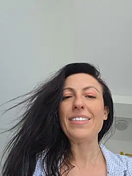 Chat soba uživo modela Risky_woman
