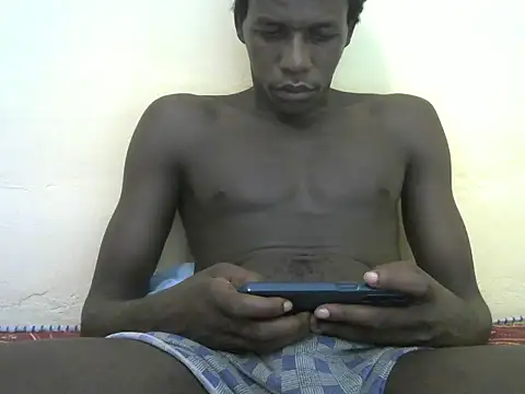 Bigras0011 Live chatroom