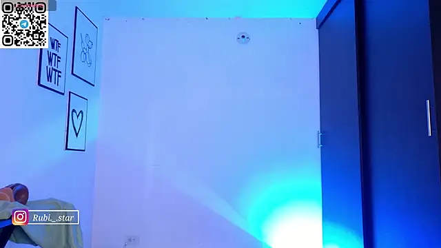 Chat soba uživo modela rubi_star