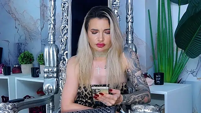 Chatroom en direct de NightshadeIris