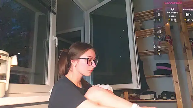 monlight__dana Adlı Modelin Canlı Sohbet Odası