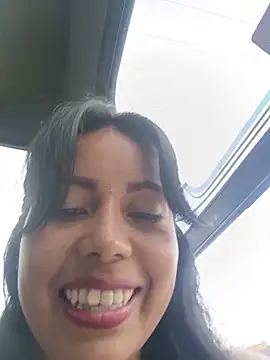 Sala de chat ao vivo de _andrea30
