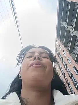 _andrea30 现场聊天室
