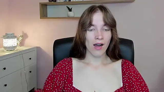 kenzie_x's Live Chat Room