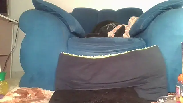 SquirtQueen222 чат на живо