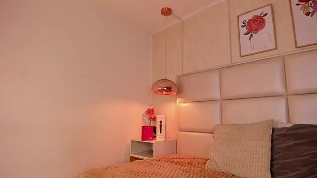 Aily_Yozuko Adlı Modelin Canlı Sohbet Odası