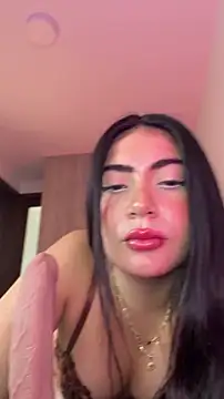 Mia_222 – live chatrum