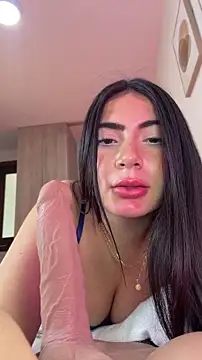 Chat soba uživo modela Mia_222