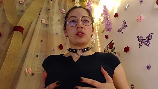 Tanya_WorldBondageのライブチャットルーム