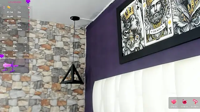 brithanyadams23 Adlı Modelin Canlı Sohbet Odası