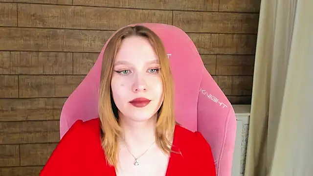 LiliLinn's Live Chat Room