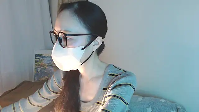 -Jun_juun- Cameră chat live