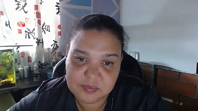 Sherlynn01n Live chat-huone