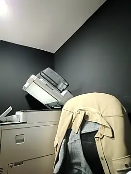 MissNyraSecret Live chatroom