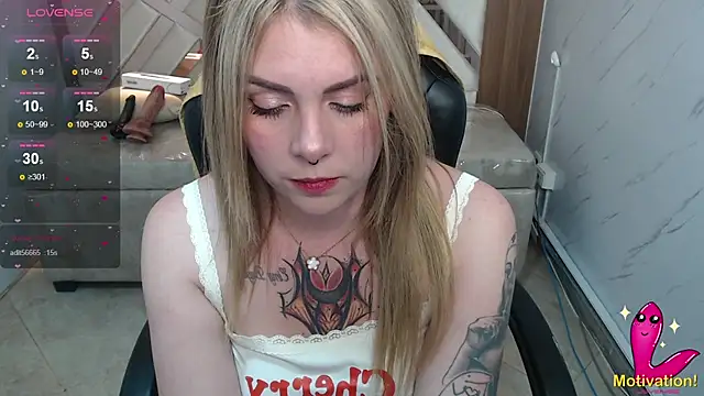 Paula_b_ Adlı Modelin Canlı Sohbet Odası