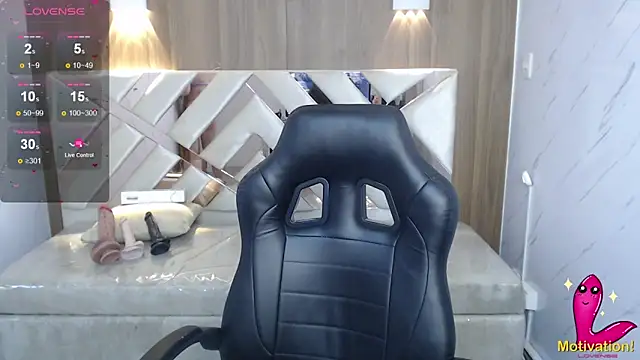 Paula_b_ élő chatszobája