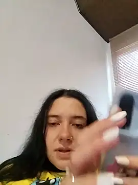 Isabella_21x Adlı Modelin Canlı Sohbet Odası