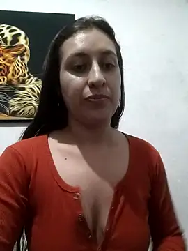 dulccemaria24 Adlı Modelin Canlı Sohbet Odası