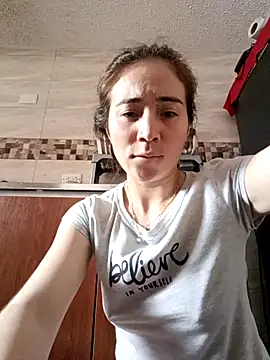 Marilixx_20's Live Chat Room