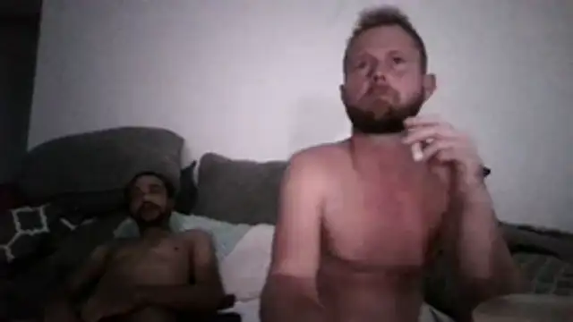 Sala de chat ao vivo de W1LBURN