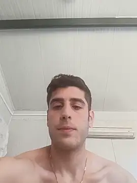 arenn1997 Adlı Modelin Canlı Sohbet Odası