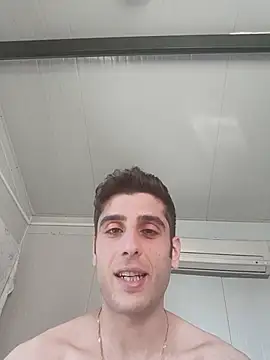 חדר צ'אט בשידור חי של arenn1997