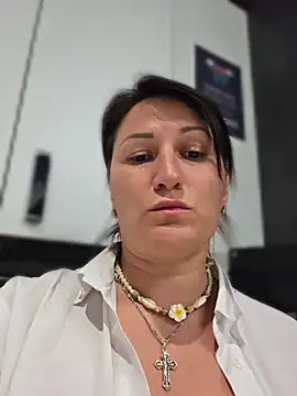 Sala de chat ao vivo de ZhenjaPoledance
