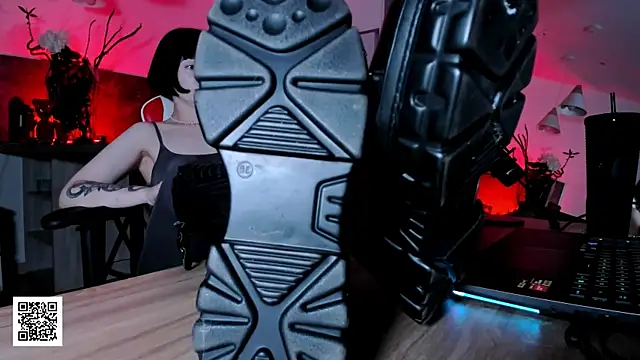 Živá chatovací místnost _Misha_Addams_