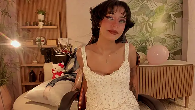 IamNayuta – live chatrum