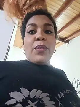 Sala de chat ao vivo de ELLA_KELLY