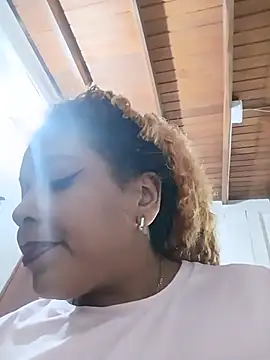 Živá chatovací místnost ELLA_KELLY