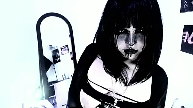 kuromi69's Live Chat Room