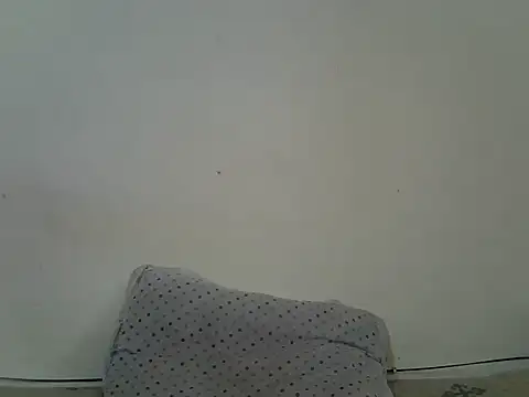 חדר צ'אט בשידור חי של SpicyPetite