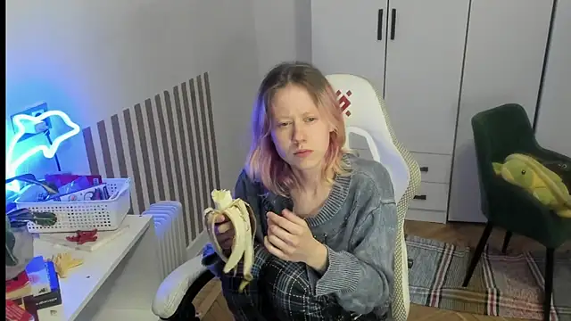 Silly__Millyn Live chat-huone