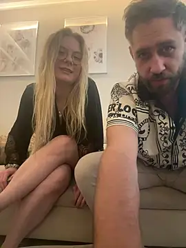 Tommy_Hilfickern Live-seksikameraesitys