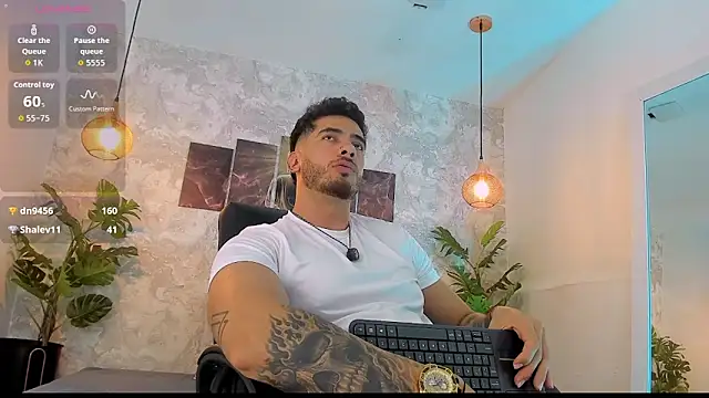 Nate_franco Adlı Modelin Canlı Seks Kamerası Şovu
