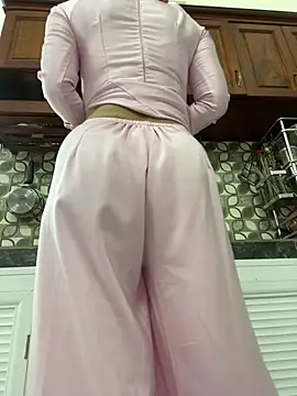 ___Erin___ Live chatroom